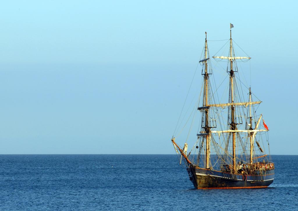 Pier House Чарлстаун
